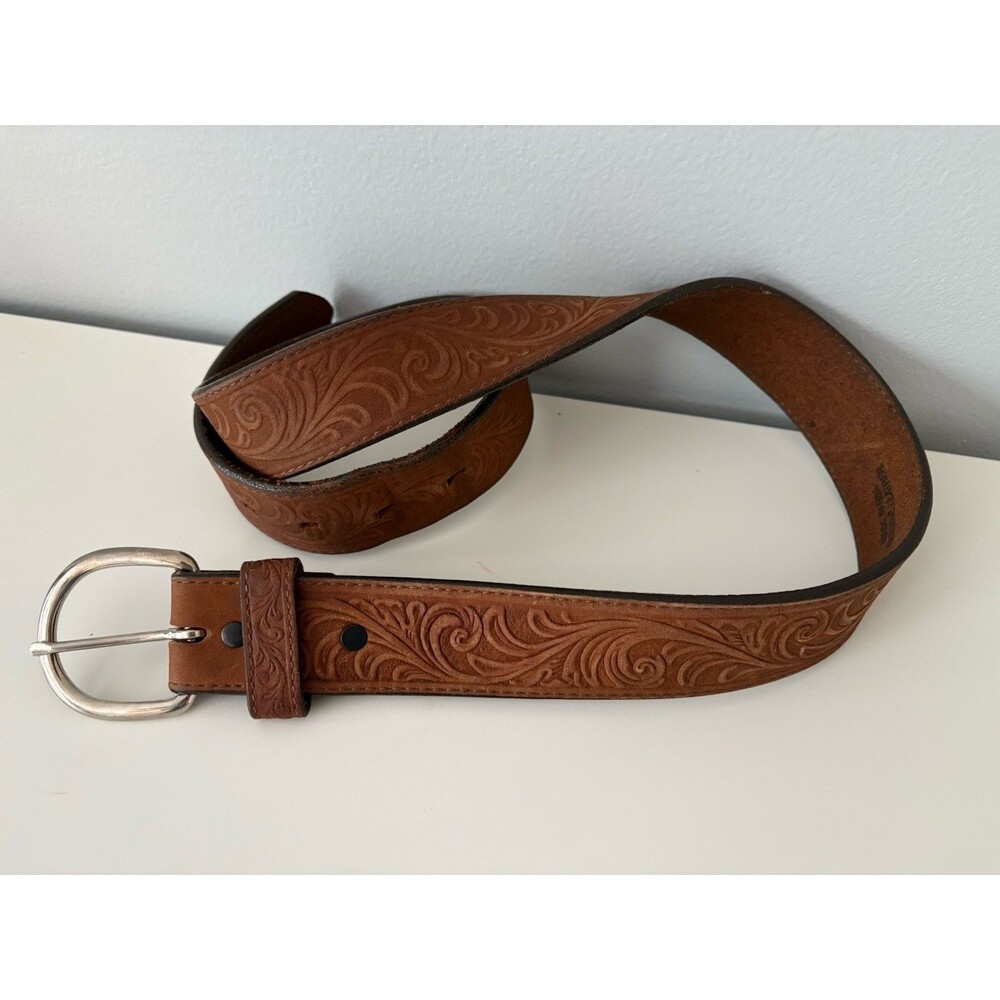 Silver Creek Men's Leather Belt Top Grain Embossed Metal Buckle 1. 5" Wide 40" L
